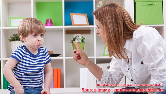 9 Kesalahan Dalam Mendidik Anak yang Harus Diketahui Para Orang Tua Kesalahan Dalam Mendidik Anak